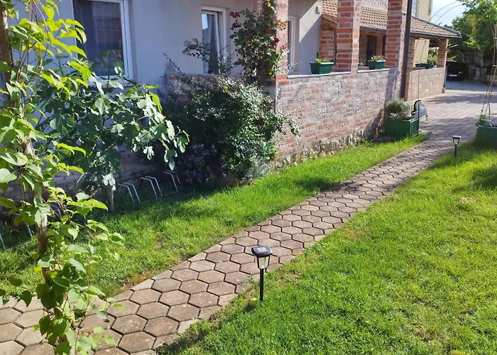 Memic 100m Od Mora Apartmán