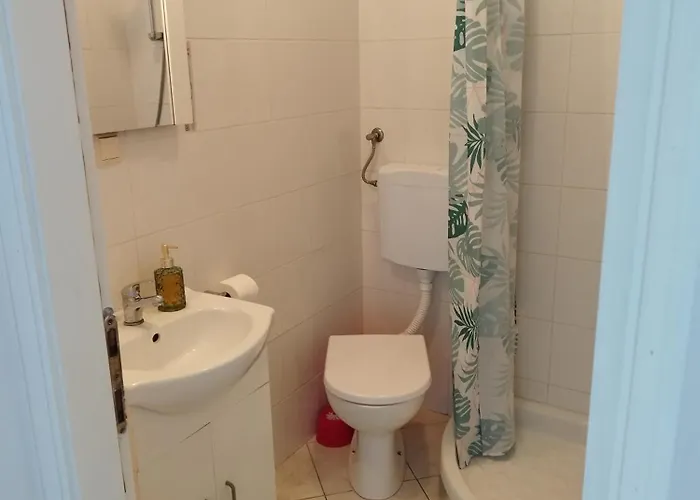 Memic 100m Od Mora Apartmán *