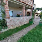 Memić 100m Od Mora