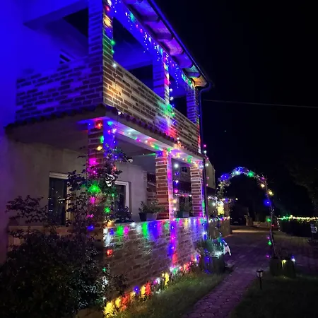 Memic 100m Od Mora Apartman *