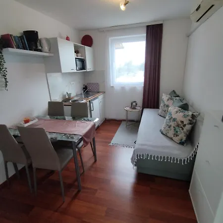 Apartmán Memic 100m Od Mora Poreč