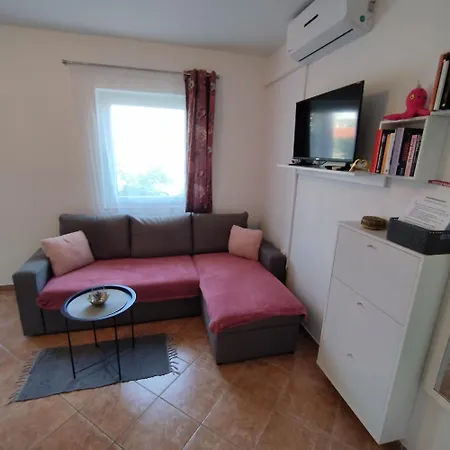 Memic 100m Od Mora