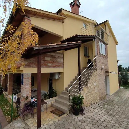 Memic 100m Od Mora Διαμέρισμα