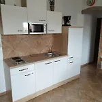 Διαμέρισμα Memic 100m Od Mora Πόρετς