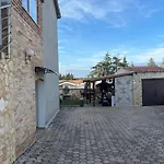 Memic 100m Od Mora Διαμέρισμα