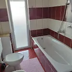 Διαμέρισμα Memic 100m Od Mora *